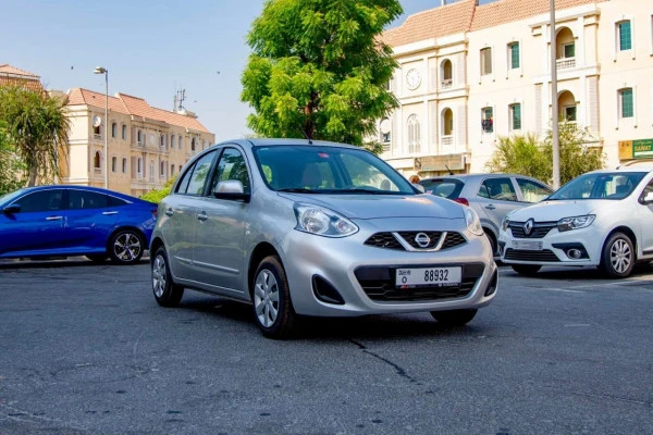  Silver Grey Nissan Micra Photo 3