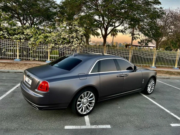  Silver Grey Rolls Royce Ghost Photo 6
