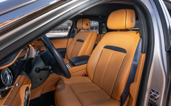  Gris plateado Rolls Royce Ghost Photo 5