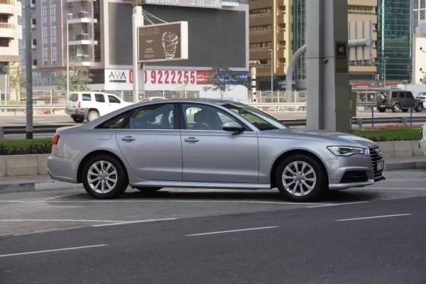  Silber Audi A6 Photo 2
