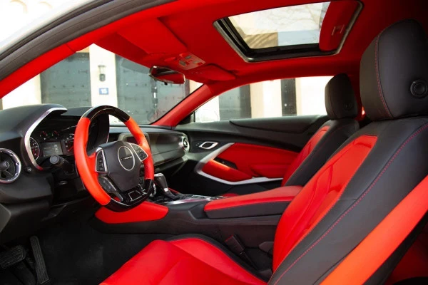  Серебро Chevrolet Camaro Photo 2