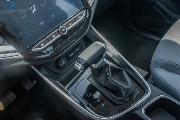  Argent Chevrolet Captiva Photo 10