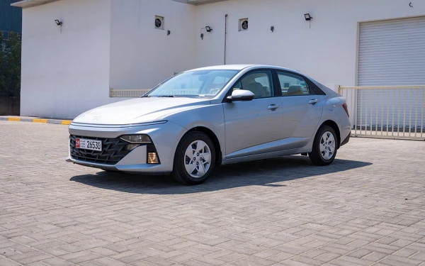  Silver Hyundai Accent Photo 11