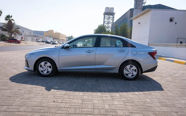  Silber Hyundai Accent Photo 7