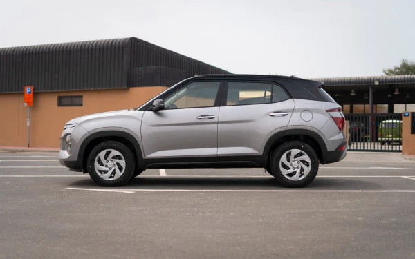  Silver Hyundai Creta Photo 2