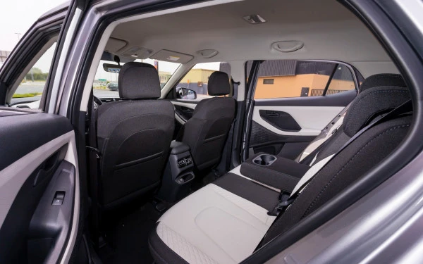  Silver Hyundai Creta Photo 8