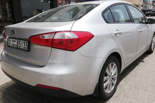  Silver KIA Cerato Photo 3