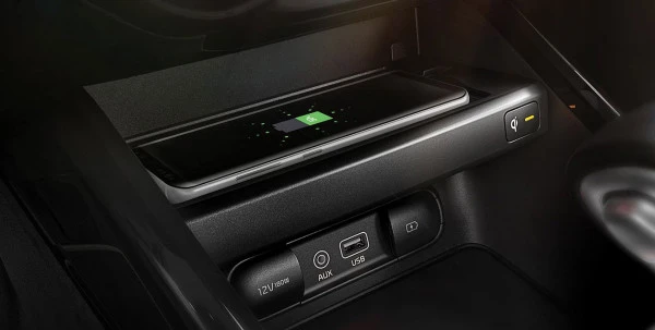  Argento KIA Cerato Photo 14