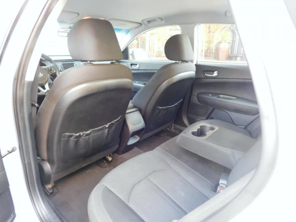  Silver KIA Optima Photo 2