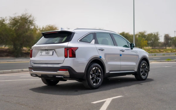  Silber KIA Sorento Photo 4