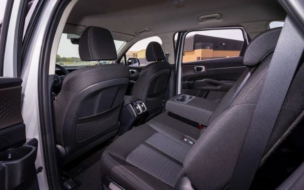  Silber KIA Sorento Photo 9