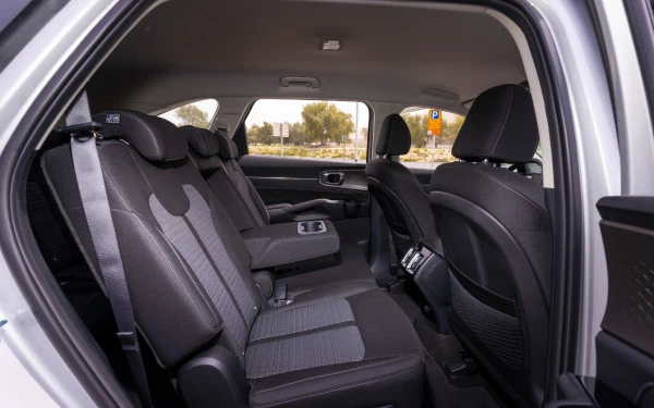  Silber KIA Sorento Photo 10