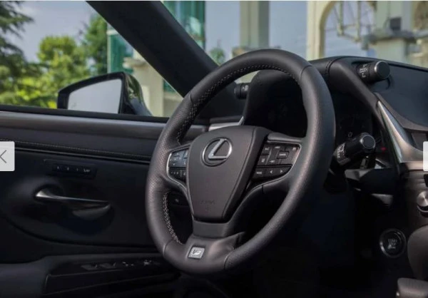  Silver Lexus ES Series Photo 8