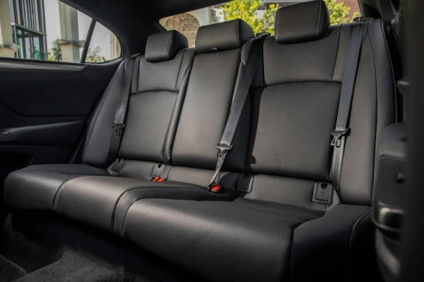  Silver Lexus ES Series Photo 14