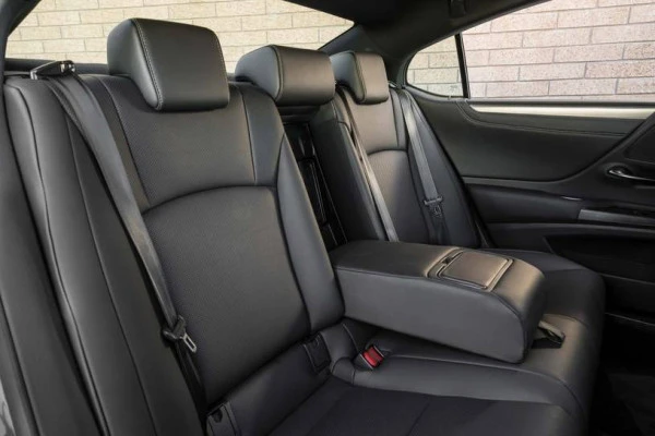  Silver Lexus ES Series Photo 15