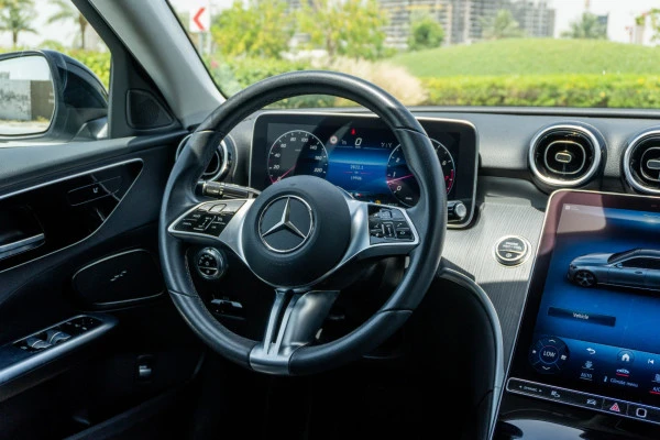  فضة مرسيدس سي ٢٠٠ Photo 9