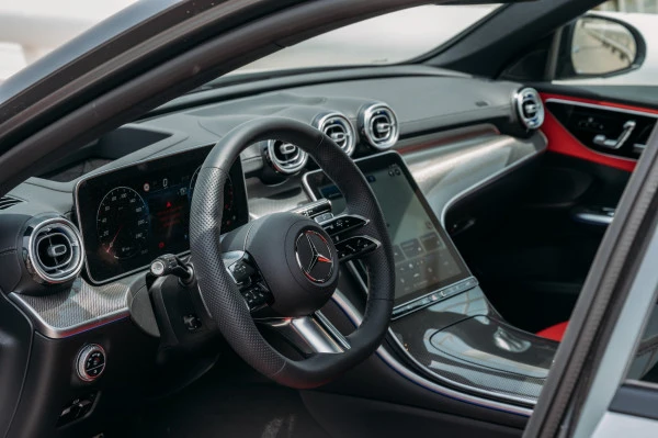  Silver Mercedes C200 Photo 4