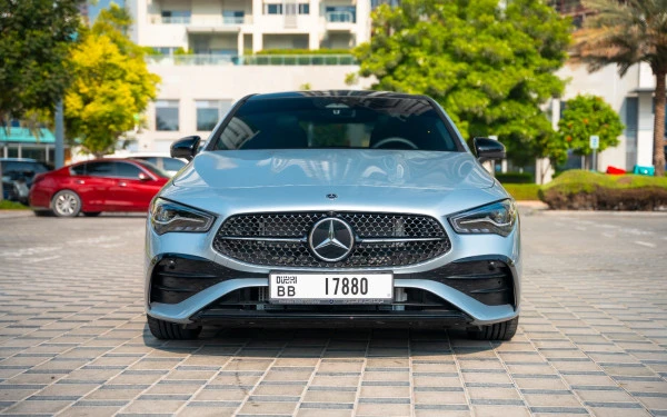  Silber Mercedes CLA200 Photo 4