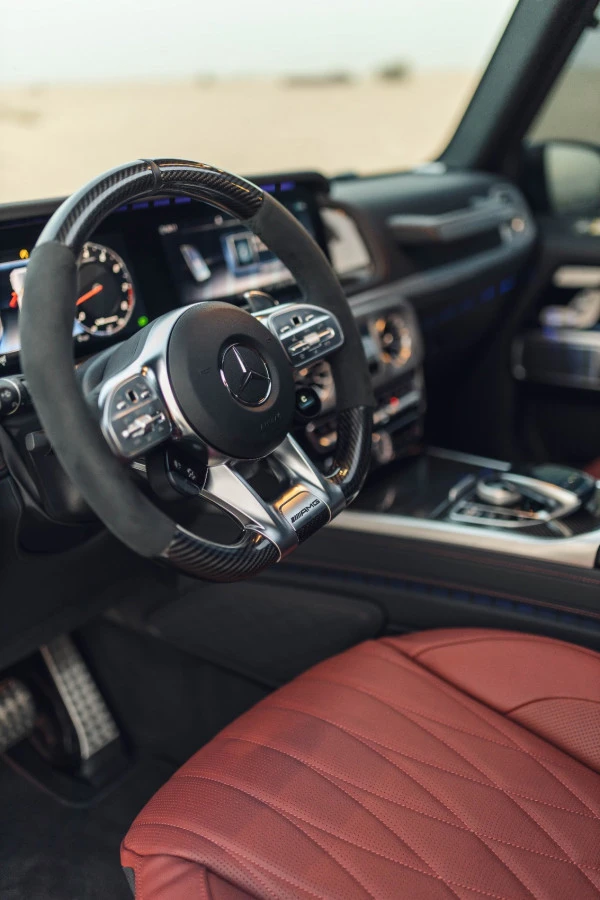  Серебро Mercedes G63 AMG Photo 4