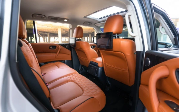  Silver Nissan Patrol V6 Photo 8