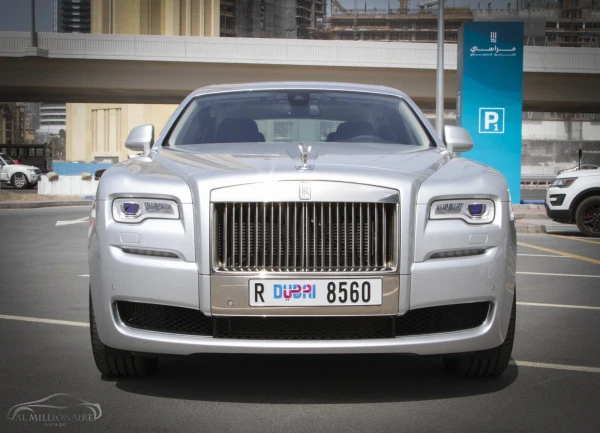  Silver Grey Rolls Royce Ghost Photo 2
