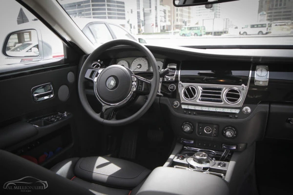  Silver Grey Rolls Royce Ghost Photo 5