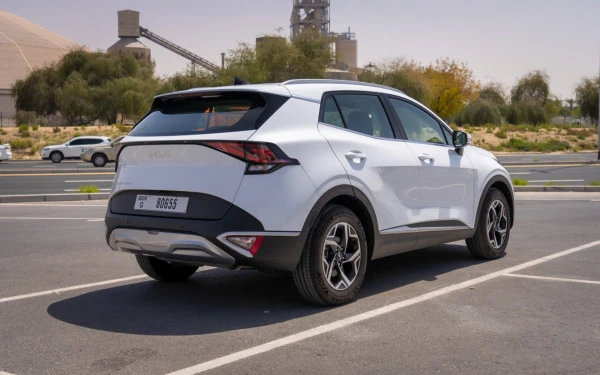  White KIA Sportage Photo 4