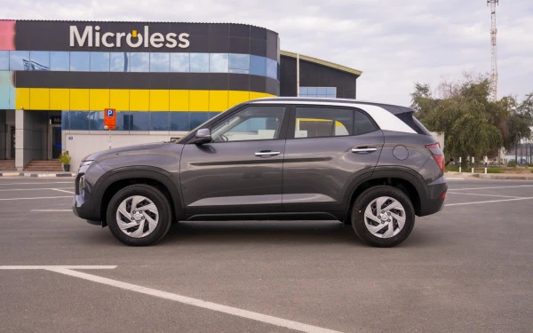  Noir Hyundai Creta Photo 2