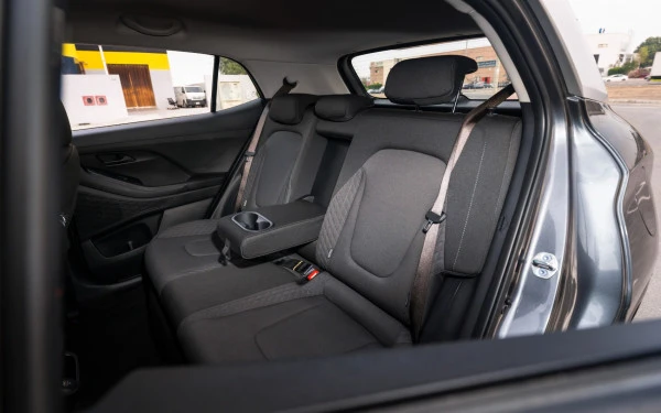  Noir Hyundai Creta Photo 13