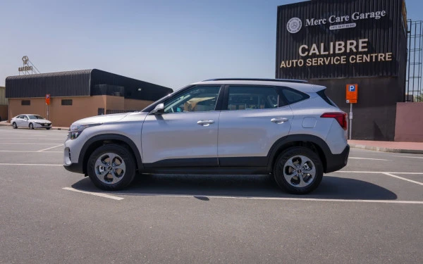  Urban Gray Pearl KIA Seltos Photo 2