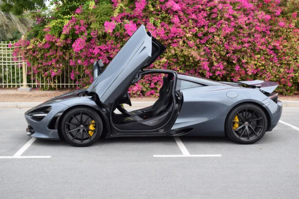  White Gray McLaren 720 S, Unique car Photo 4