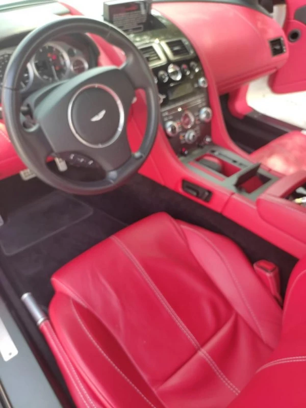  Green Aston Martin Vantage Photo 6