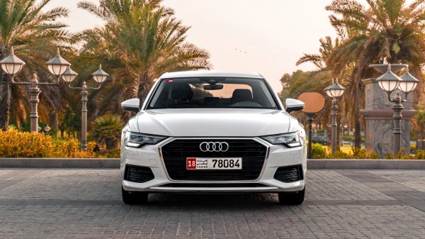  White Audi A6 Photo 3