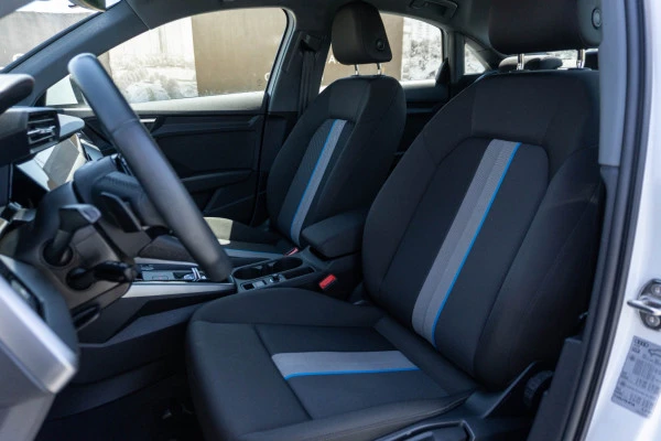  White Audi A3 Photo 6