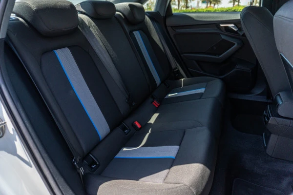  White Audi A3 Photo 9