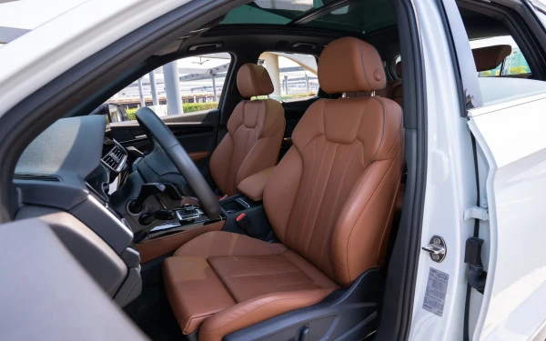  أبيض أودي Q5 Photo 6