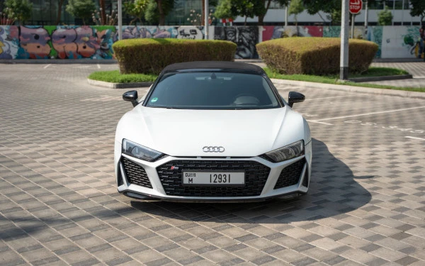  Blanc Audi R8 Spyder Photo 9