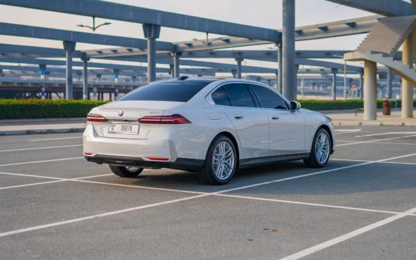  Blanco BMW 520i Photo 3