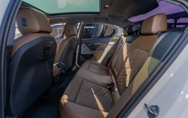  Blanco BMW 520i Photo 8