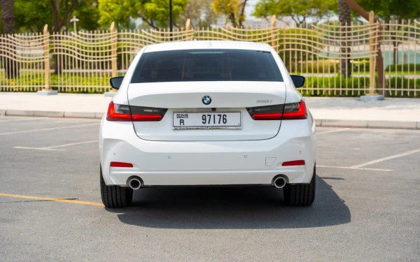  Blanco BMW 318i Photo 3