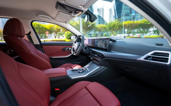  White BMW 318i Photo 10