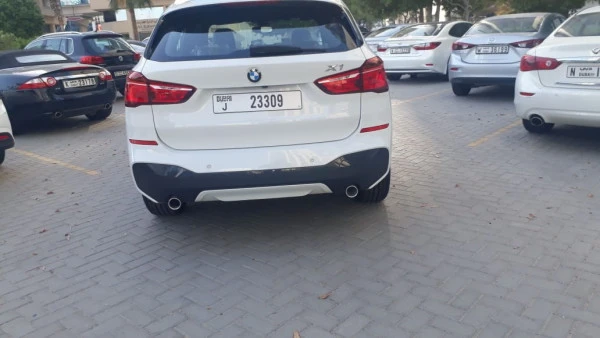  Blanc BMW X1 Photo 8