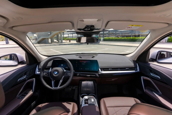  White BMW X1 Photo 18