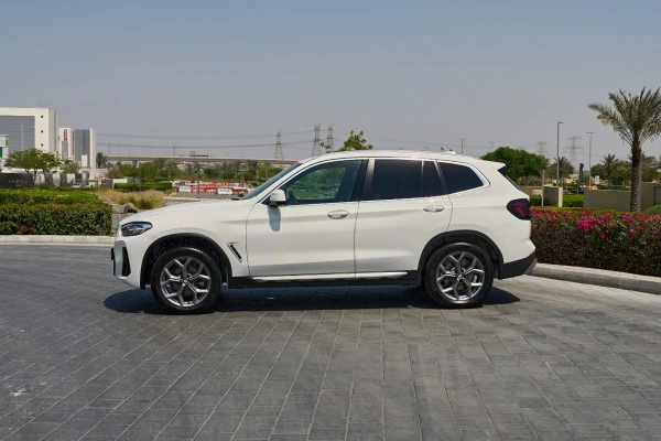  أبيض BMW X3 Photo 2