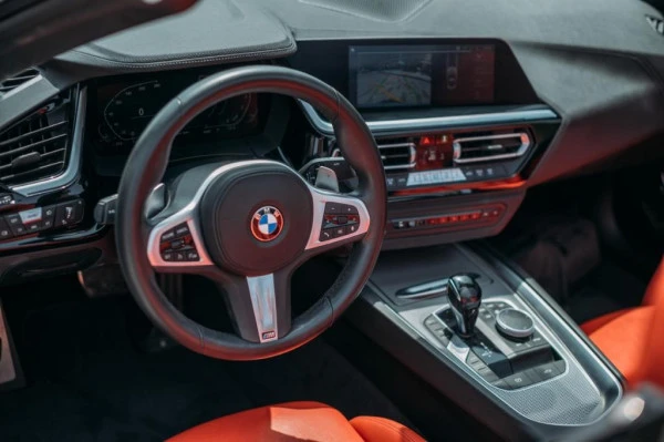  أبيض بي ام دبليو Z4 كابريو Photo 4