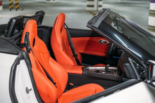  أبيض بي ام دبليو Z4 كابريو Photo 5