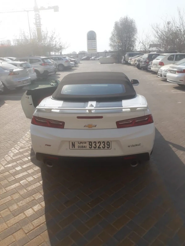  Bianca Chevrolet Camaro Photo 5