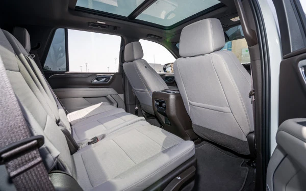  Bianca Chevrolet Tahoe Photo 5