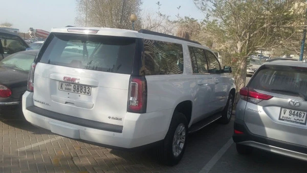  ناصعة البياض جي ام سي يوكون اكس ال Photo 3