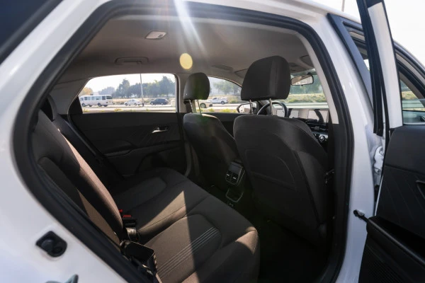  Weiß Hyundai Accent Photo 14